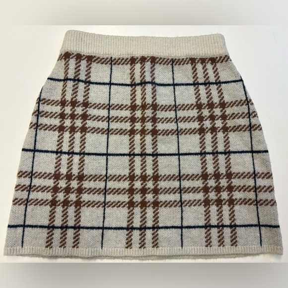 En Saison elastic waist mini sweater skirt w plaid detailing women's size Small - Picture 2 of 8